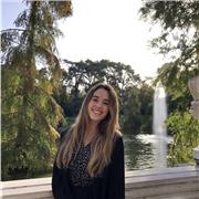 Soy alumna de 4º de ADE+Derecho y doy clases particulares a convenir sobre cualquier materia relacionada con la carrera. También doy clases de inglés de cualquier nivel